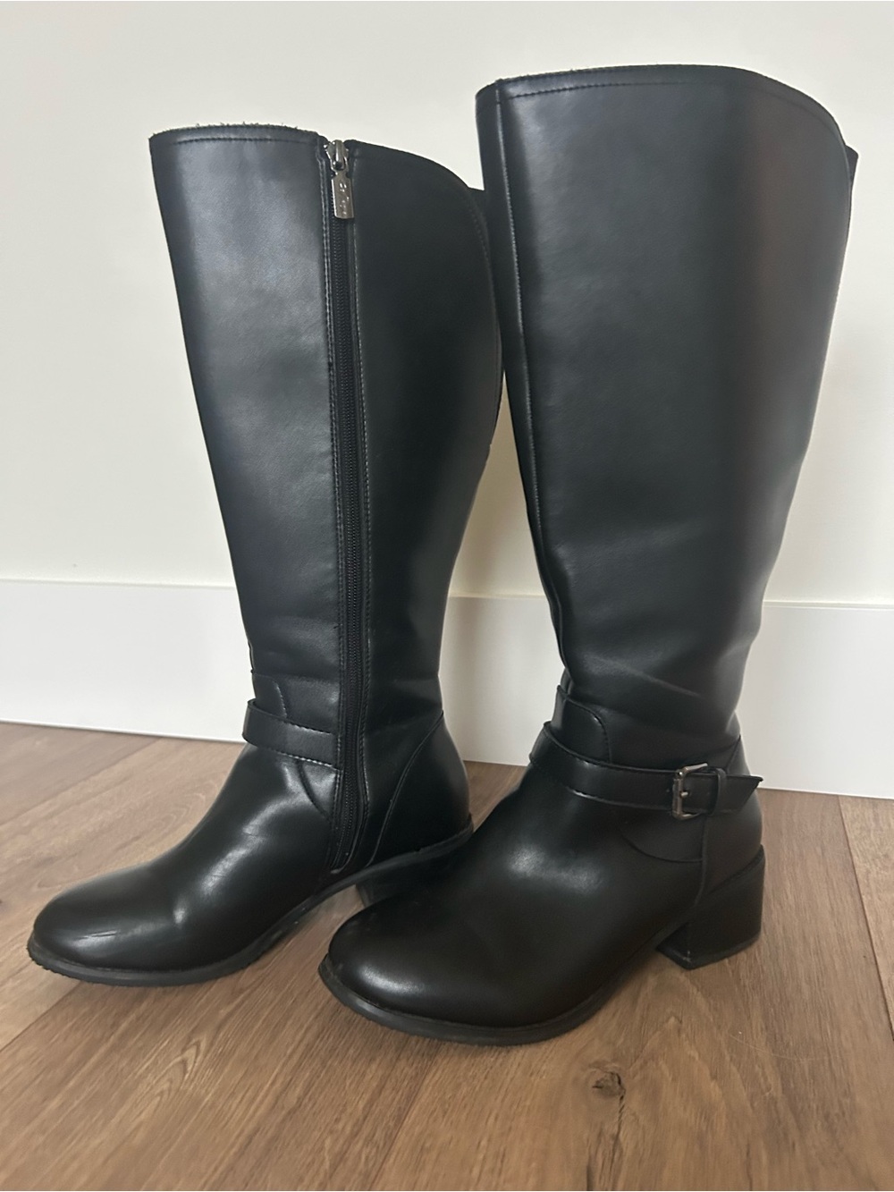 Black Wide-Calf Riding Boots